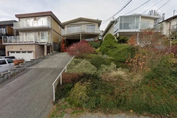 14736 Oxenham Ave, White Rock project by One Call Drywall Solutions Ltd.